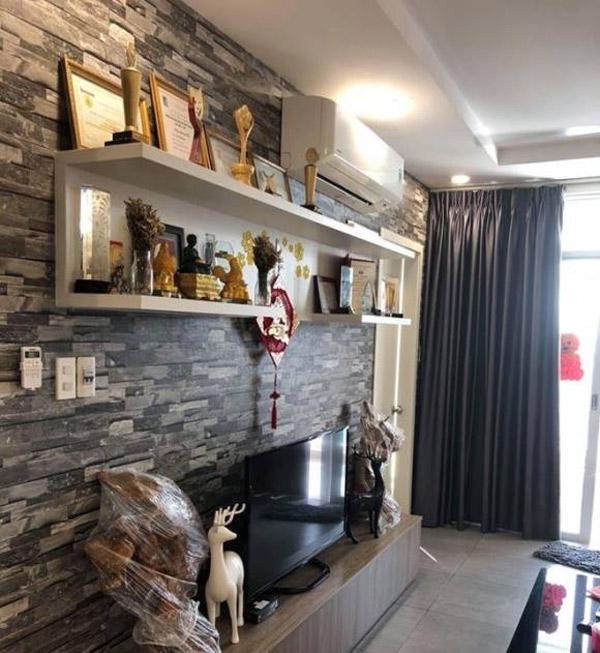 Chồng trẻ Kiều Minh Tuấn vung tay mua nhà 3 tỷ tặng Cát Phượng để minh chứng tình yêu